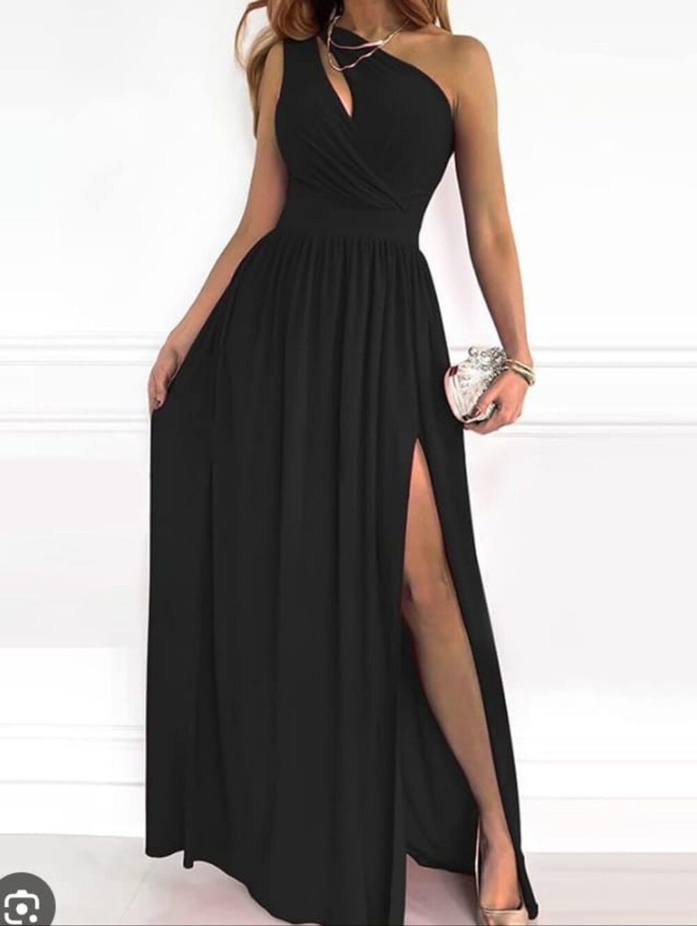Elegant Black Maxi Skirt with Side Slit